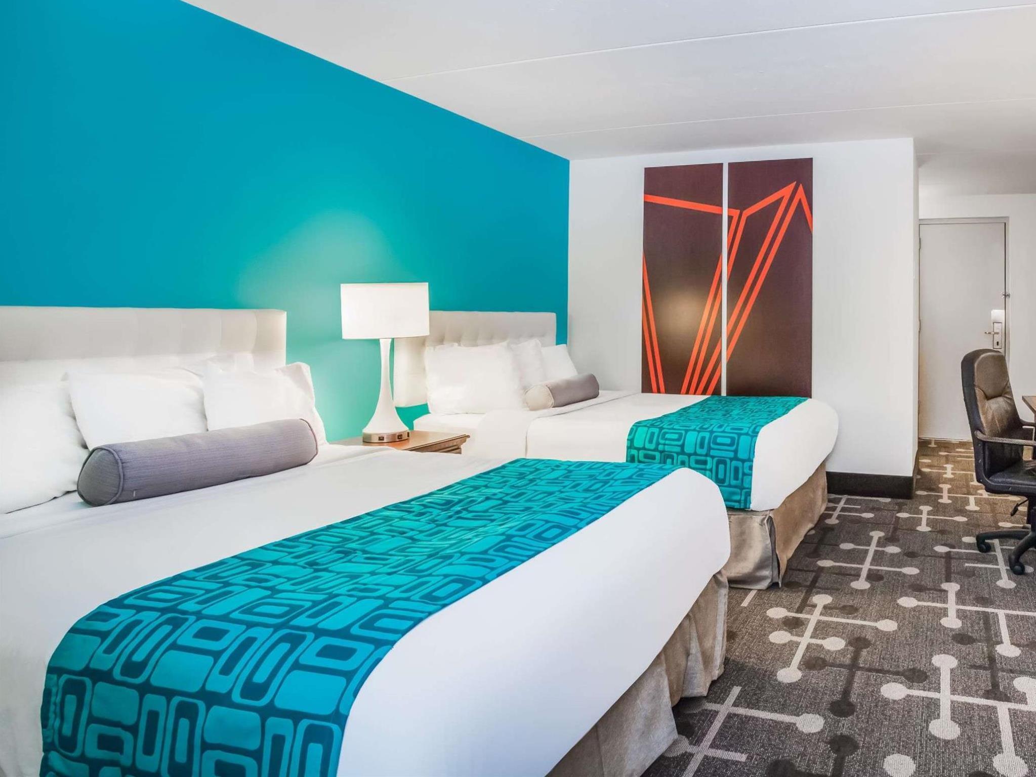 Howard Johnson By Wyndham 3*